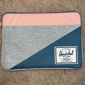 Herschel Anchor Sleeve-13 inch